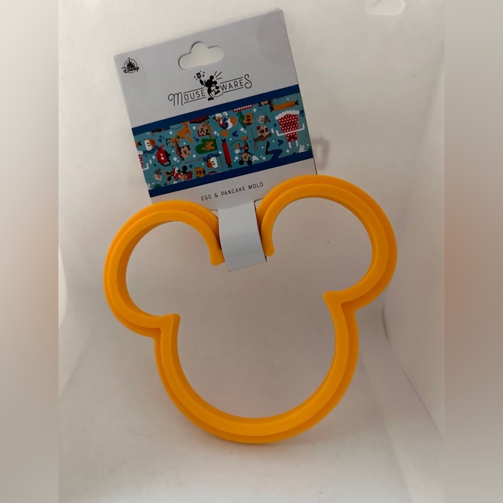 Disney Parks Mickey Mouse Icon Silicone PANCAKE Mold Mousewares Pancake Mold NWT